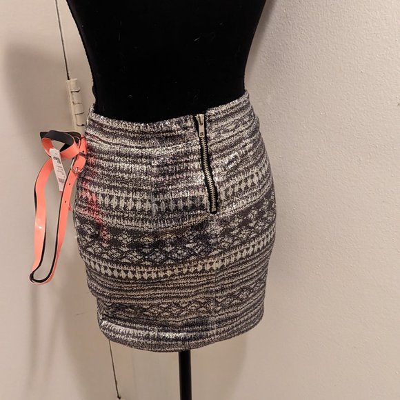 Sequin Skirt with Zipper: Siver & Grey - Picture 8 of 10